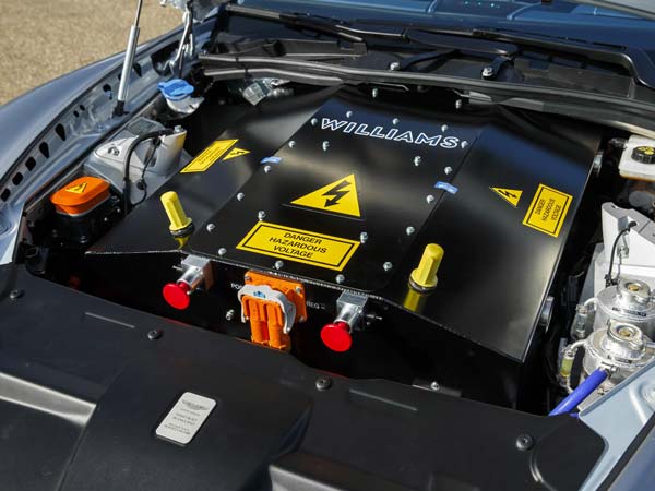 aston martin rapide concept engine