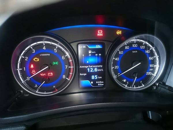 maruti baleno instrument console