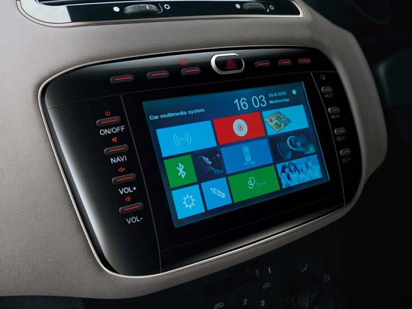 fiat punto sportivo entertainment system