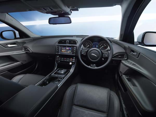 jaguar xe interior