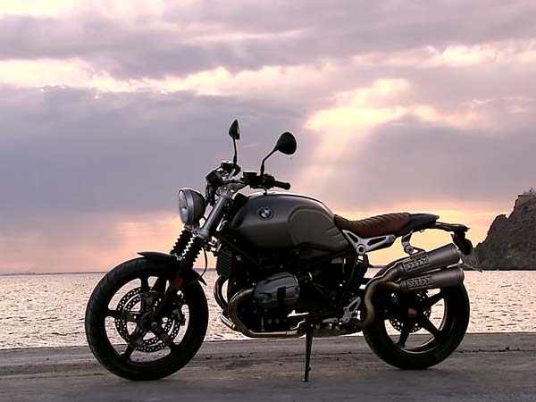bmw r nine t scrambler wallpaper