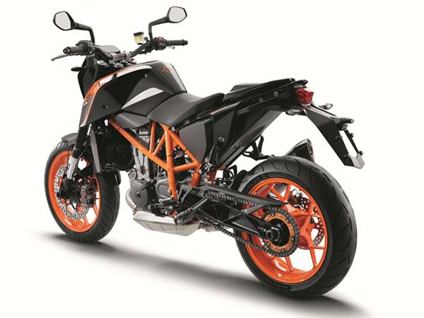 eicma-2015-ktm-690-duke rear profile