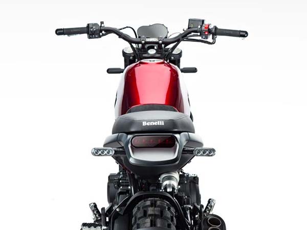 eicma 2015 benelli leoncino tail lamp