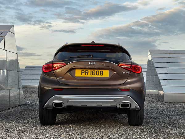 la auto show infiniti qx30 rear profile