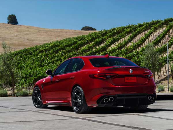 alfa romeo giulia rear design