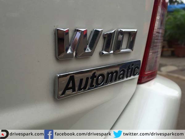 mahindra xuv500 automatic badge