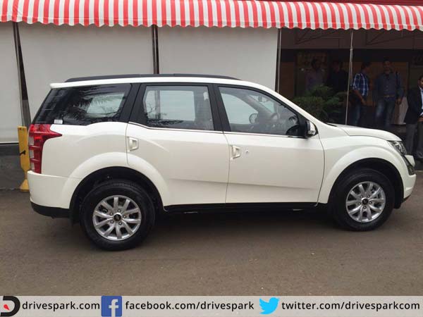mahindra xuv500 automatic side profile