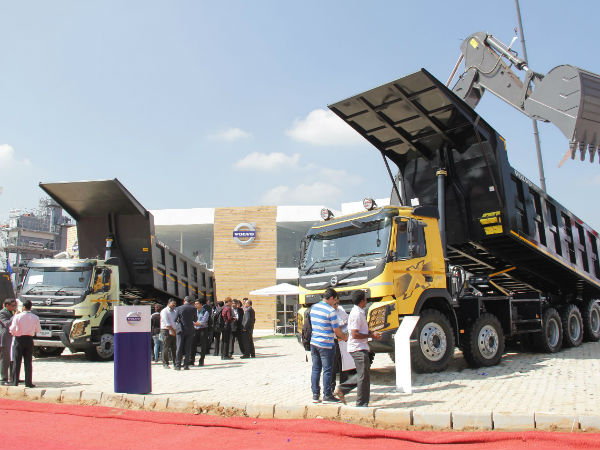 volvo trucks at excon