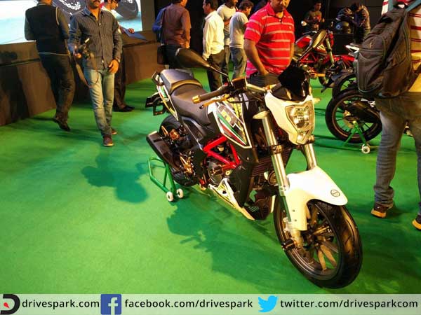 benelli tnt25 launched in india front details