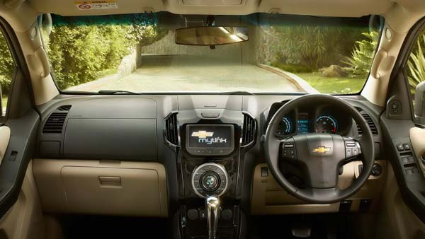 chevrolet trailblazer vs ford endeavour comparison trailblazer interior