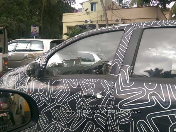 datsun redi-go spy shot side profile