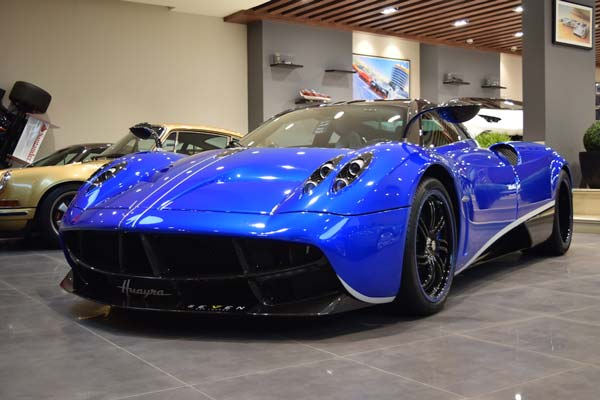 pagani huayra no 001 front design