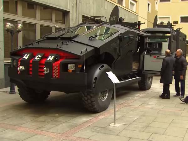 Russia Reveals Its Latest Super Defence Vehicles Russia Reveals Its Latest Super Defence Vehicles