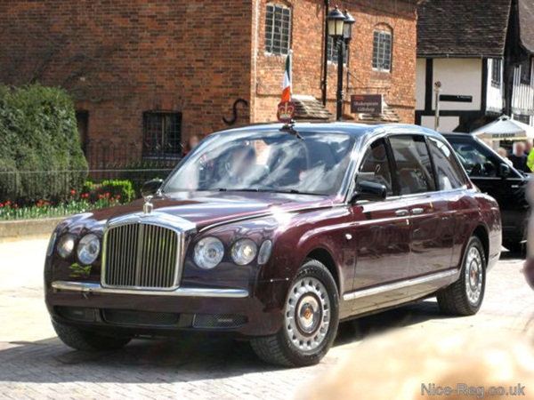 Queen Elizabeth's Bentley To Be Auctioned: This Is What You Should Know