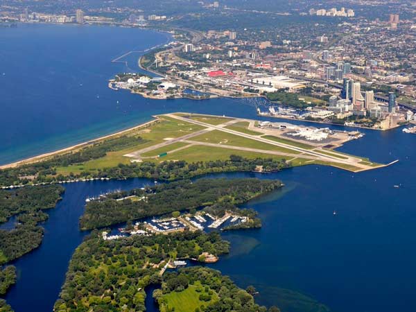 6. Billy Bishop Toronto City Airport, Canada 6. Billy Bishop Toronto City Airport, Canada