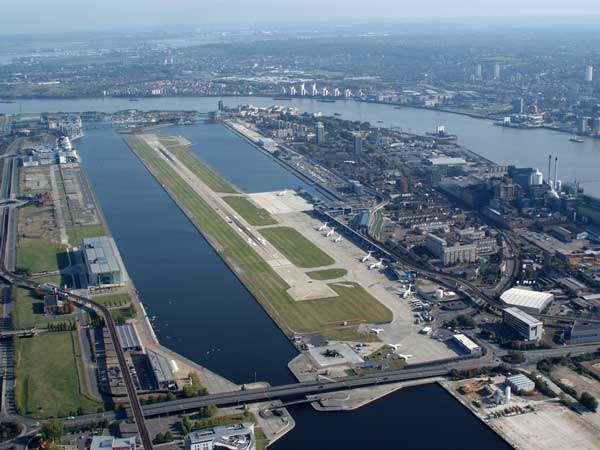 10. London City Airport, UK 10. London City Airport, UK