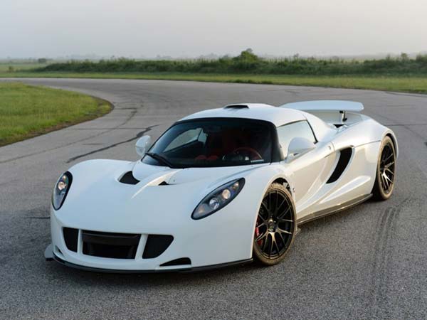 2. Hennessey Venom GT 2. Hennessey Venom GT