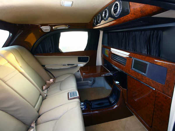 dc-designed-cars-in-india-ambassador