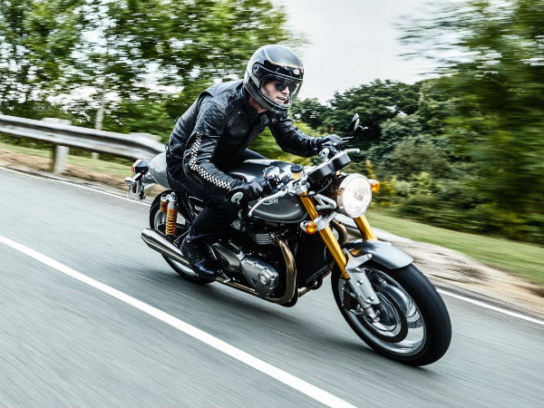Bonneville T120 from Triumph is a motorcycle that will can be used for city rides as well as long rides. The Thruxton R is a more Cafe Racer like motorcycle and in our opinion will be fun around a track as well. Verdict Both motorcycles serve different purposes and will attract riders of all age and riding skills. In our opinion the Thruxton R will attract riders who want a retro looking motorcycle that can keep them entertained on the occasional weekend rides. The Bonneville T120 on the other could attract a more mature clientele towards it. Riders looking at a motorcycle that can be ridden everyday as well as for long trips across the country. Bonneville T120 by Triumph Motorcycles can also be used as a excellent touring motorcycle. It is our opinion that the Thruxton R is excellent value for money for the equipment it comes with. Bonneville T120 is not bad either and is bang for buck motorcycle from Triumph. Both motorcycles will suit different breed of riders and we think younger buyers will prefer the Thruxton will the slightly more mature audience would prefer the Bonneville T120. Summary: Triumph Motorcycles India has finally launched the entire range of its 21st century modern classics. British-based two-wheeler manufacturer has introduced all three the Street twin, Bonneville T120, and Thruxton R models in India. Here is our thought and reasoning whether you should buy yourself a Thruxton R or Bonneville T120 motorcycle.
