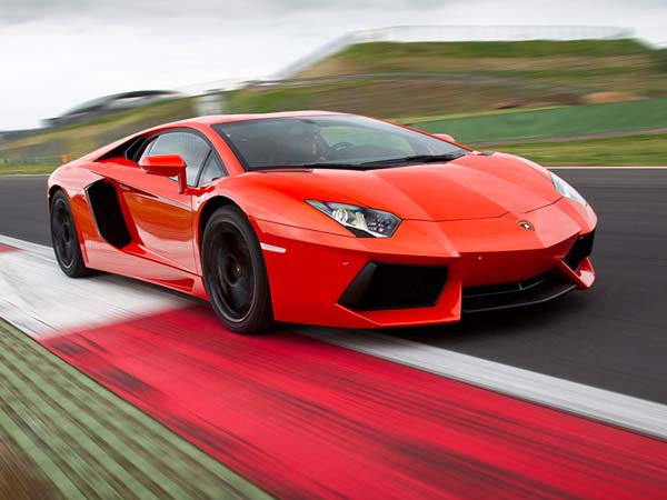 Lamborghini Aventador