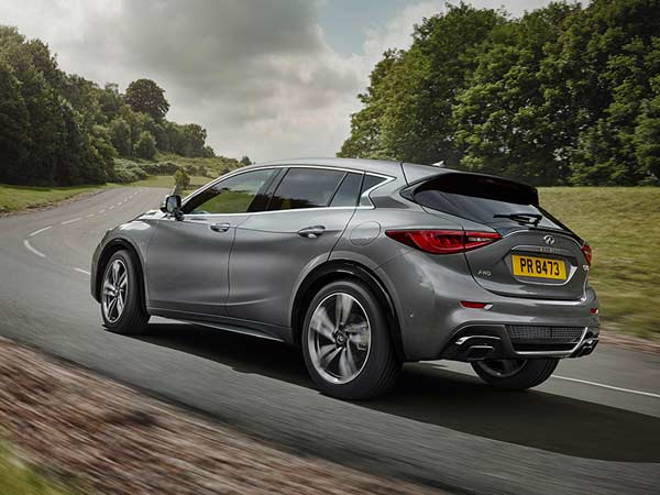 Infiniti Q30 Premium Tech
