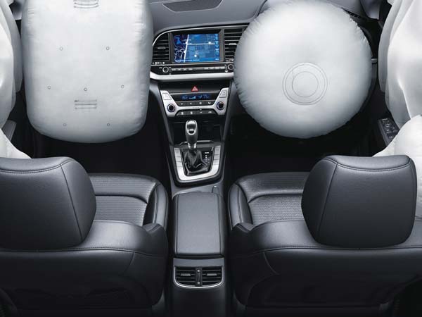 hyundai elantra features specifications price