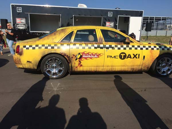 rolls-royce ghost yellow taxi