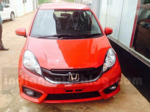 Spotted: Honda Brio Facelift Reaches Indian Dealerships