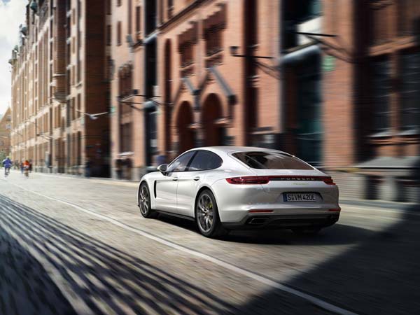 Porsche Panamera 4E Plug-In Hybrid Unveiled