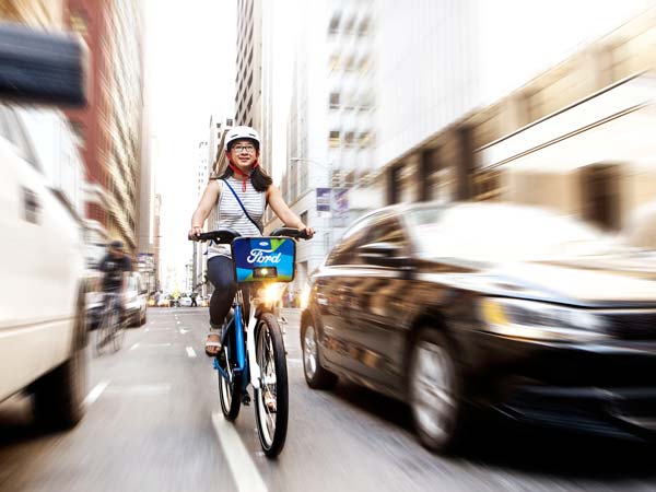 Ford Enters Ride Sharing Service; Acquires Chariot Shuttle And To Launch GoBike