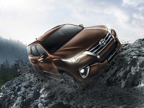 New Toyota Fortuner Launching In India By November