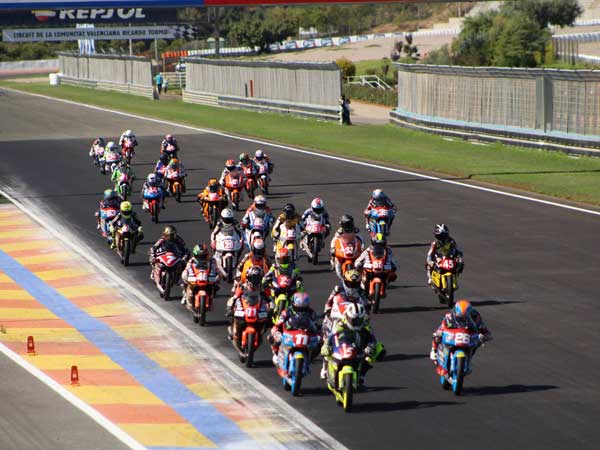 Valencia To Host MotoGP Finale Till 2021 —Signs New Deal