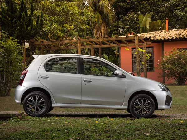 New Toyota Etios Liva Launched In Bangalore New Toyota Etios Liva Launched In Bangalore