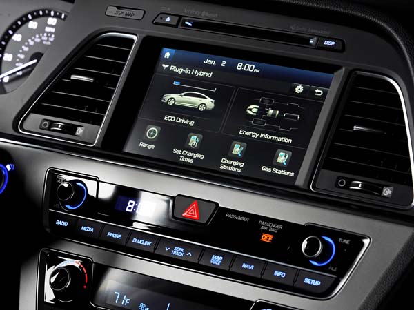 2017 Hyundai Sonata Hybrid Features Revealed — Enhancement Personified