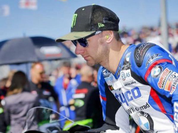 Ian Hutchinson Returns To BSB Championship