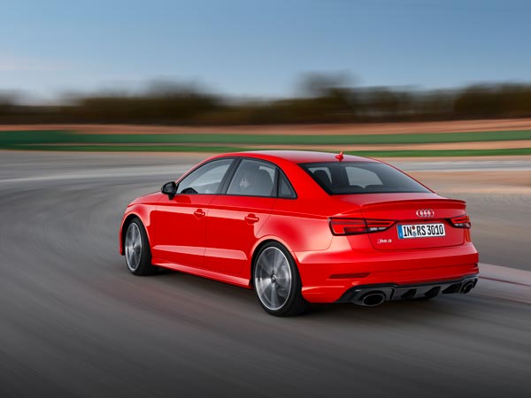 2016 Paris Motor Show: Audi RS3 Unveiled
