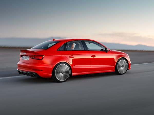 2016 Paris Motor Show: Audi RS3 Unveiled