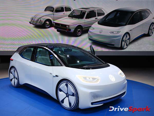 2016 Paris Motor Show: Volkswagen I.D. Concept Unveiled