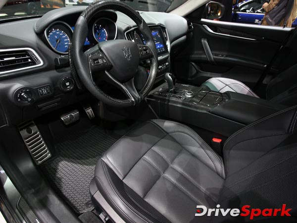 2016 Paris Motor Show: Maserati Unveils Updated Ghibli & Quattroporte Saloons