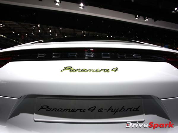 Porsche’s Panamera E-Hybrid Gets Beefier Engine