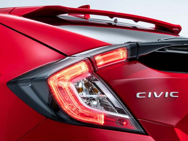 2017 Honda Civic To Set The Adrenaline High With Manual Gearbox