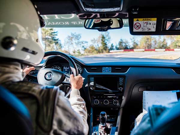 Skoda Octavia vRS Beats Ferrari 458 Italia's Time