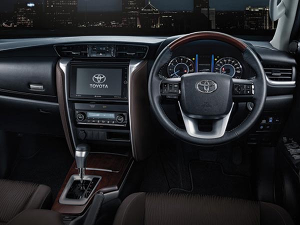 Toyota New Fortuner India Launch On November 7