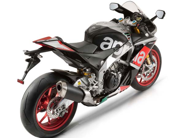 Updated RSV4 RF And Tuono V4 1100 From Aprilia For 2017