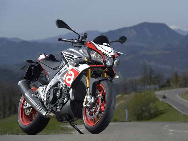 Updated RSV4 RF And Tuono V4 1100 From Aprilia For 2017