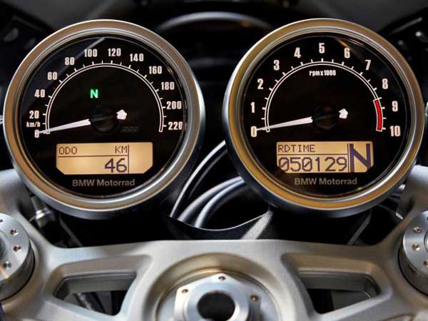 2016 Intermot Motorcycle Show: BMW R nineT Pure And R nineT Racer Unveiled