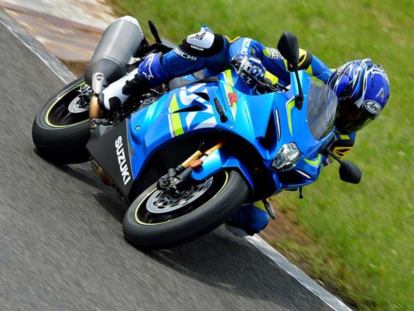 2016 Intermot Motorcycle Show: Suzuki GSX-R1000 Unveiled
