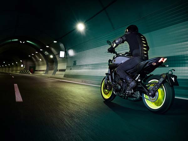 2016 Intermot Motorcycle Show: Yamaha Reveals Updated 2017 MT-09