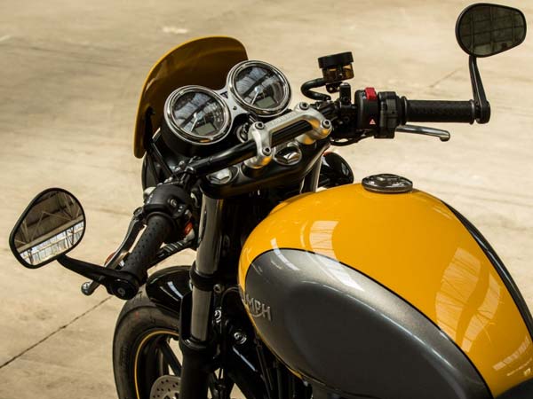 2016 Intermot Motorcycle Show: Triumph Showcases Street Cup, T100 And T100 Black