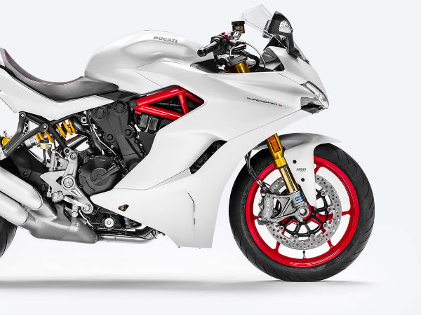 2016 Intermot Motorcycle Show: Ducati 939 SuperSport & SuperSport S Unveiled